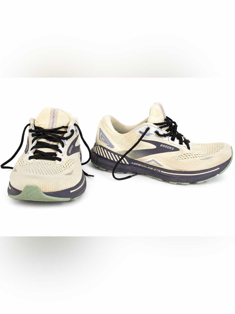 Brooks Adrenaline GTS 23 model